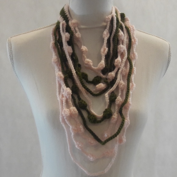 Maxi Collar, Necklace, Layers, Handcrafted - Picture 1 of 1